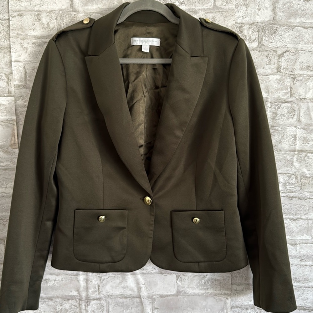 NWOT Cropped Blazer Hunter Green Sz 12
